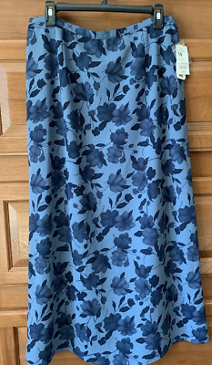 VINTAGE Worthington JC Penney Women s Blue Floral Skirt sz 16 Back Slit 32W B559