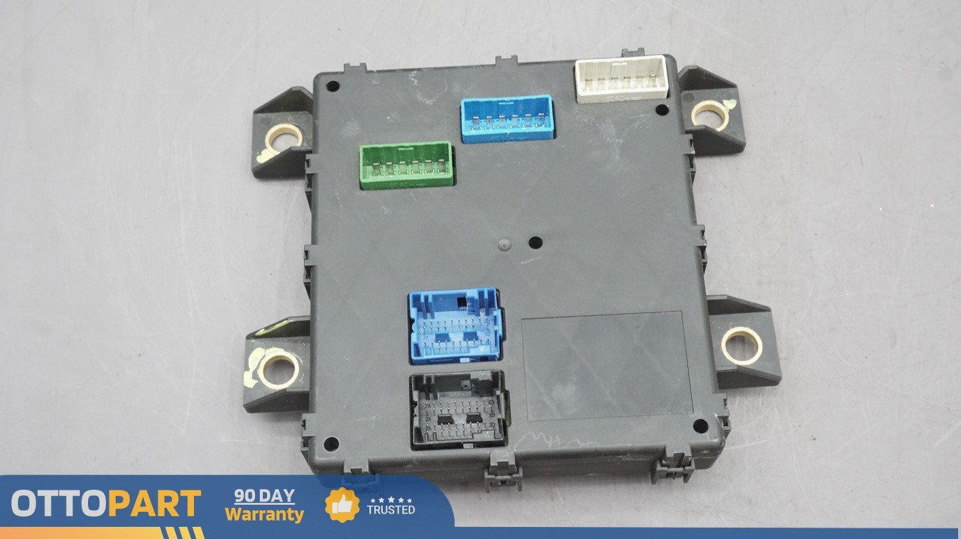 2003-2013 Maserati Quattroporte M139 Trunk Release Opener Control Module OEM