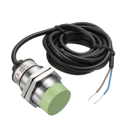 1-15mm Induktiver Näherungssensor Schalter Detektor NO AC 110-220V 500mA