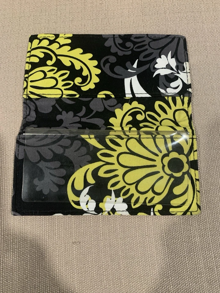 Cubierta de chequera Vera Bradley “barroca” tela acolchada Foto 2 de 4