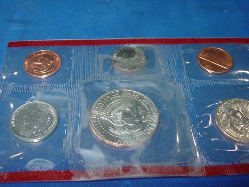 2 lots 1985 US Mint Set Uncirculated 10 Coin Set Philadelphia & Denver P & D - Picture 6 of 6