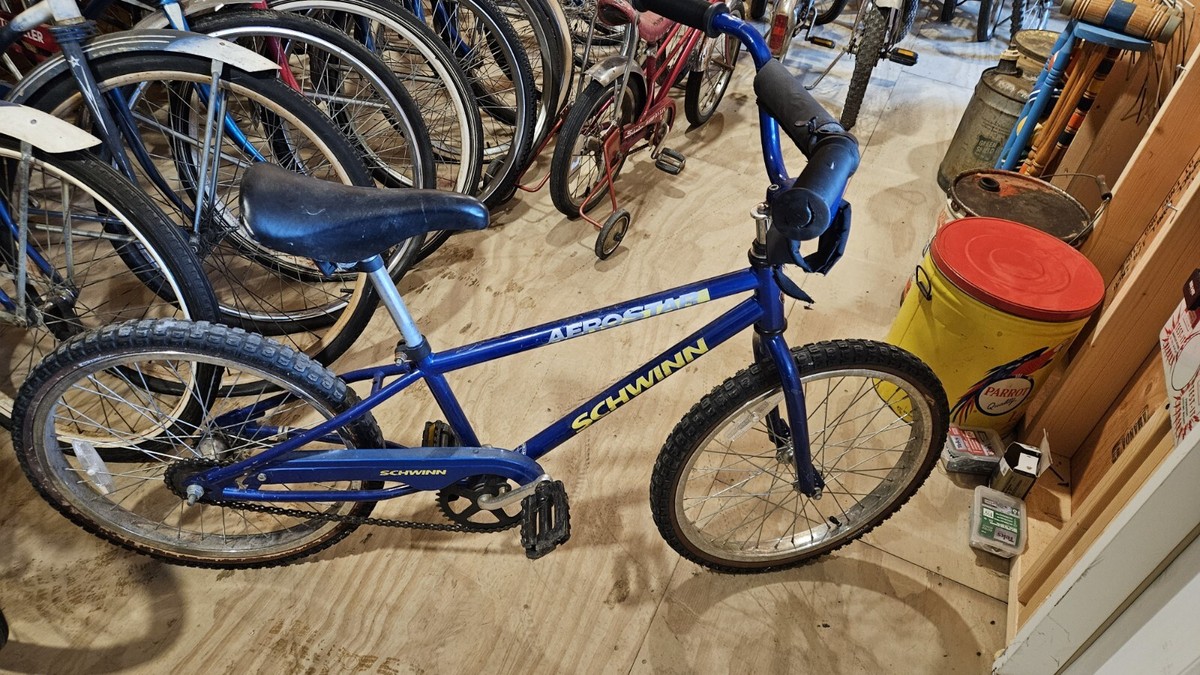 VINTAGE SCHWINN AEROSTAR BMX BIKE 