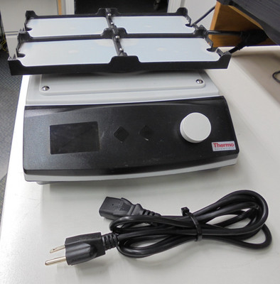 Thermo Scientific 88880023 Compact Digital Microplate Shaker