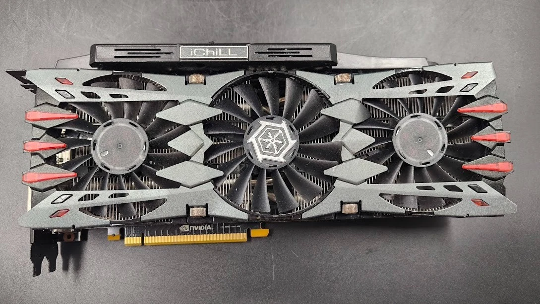 Lot De 6 Cartes Graphiques NVIDIA GeForce GTX 980 4 Go GDDR5 - Pour Pièces Ou Réparation (non Testées)