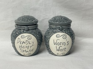 DEADLY NIGHTSHADE 陶器容器 Deadly Nightshade Jar from Nightmare Before Christmas Thank you to