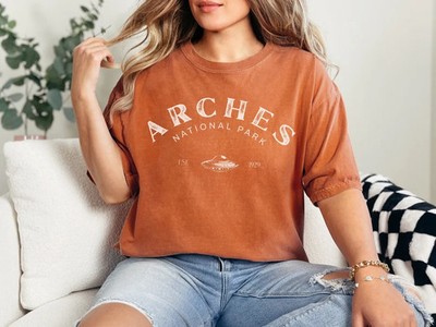 Arches Moab UFO Utah Comfort Tee National Park Desert