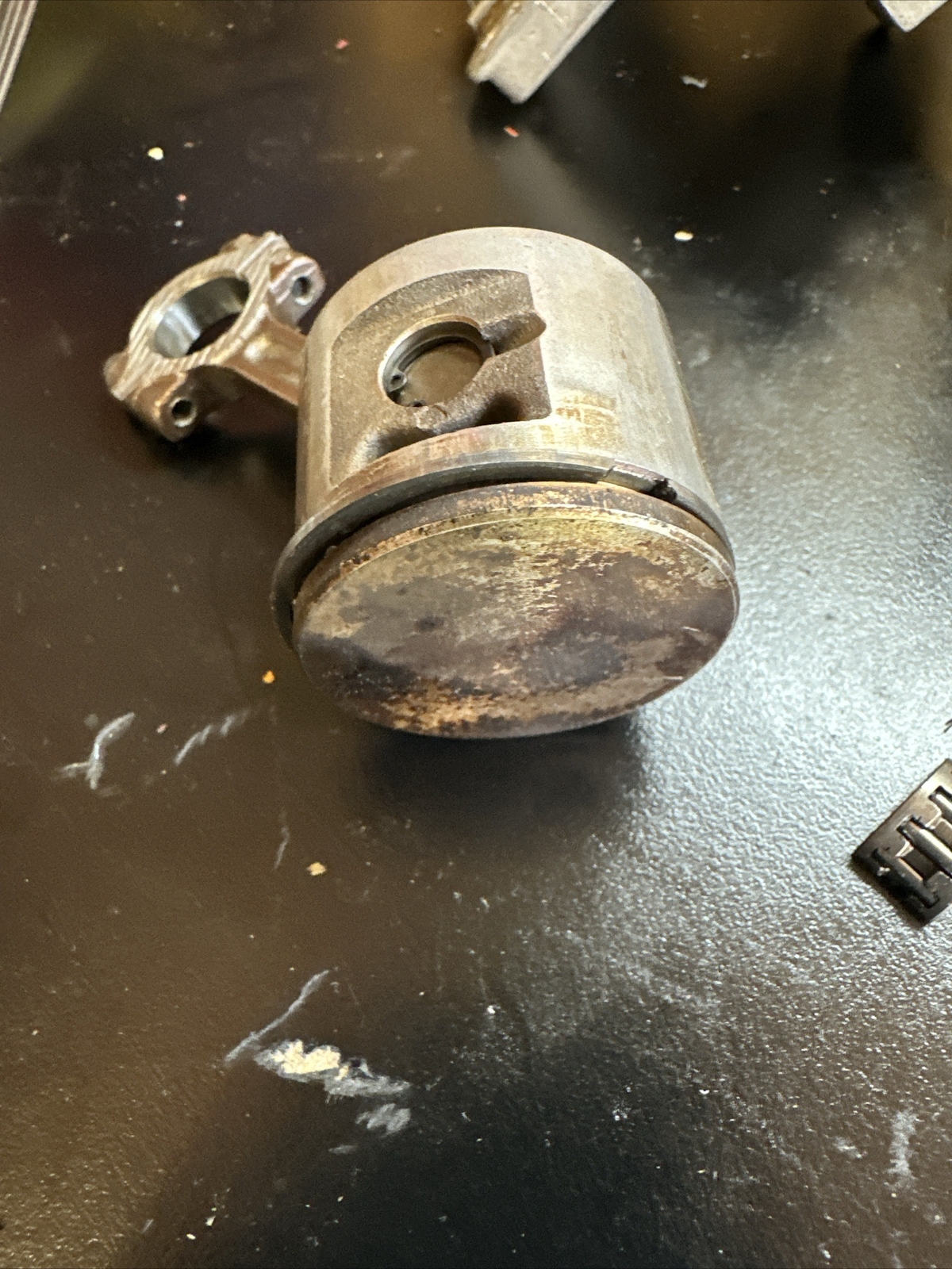 McCulloch chainsaw parts CS 38 EM Piston, Engine Heads eBay