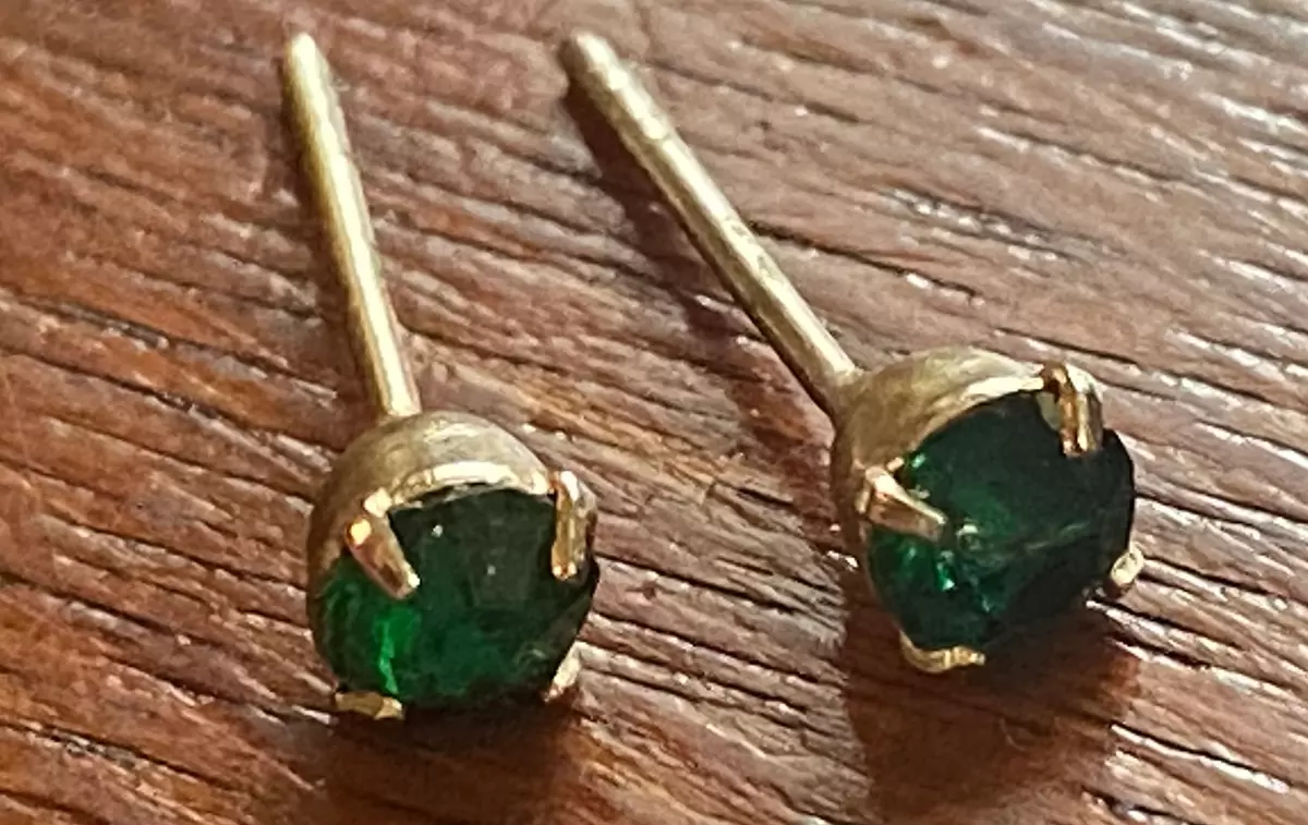 14k White Gold Faux Emerald Stud Earrings eBay