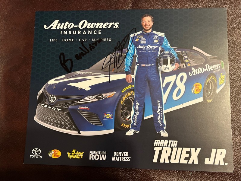 2018 Martin Truex Jr  78 Auto Owners Bass Pro Signed Auto 8x10 Post Hero Card
