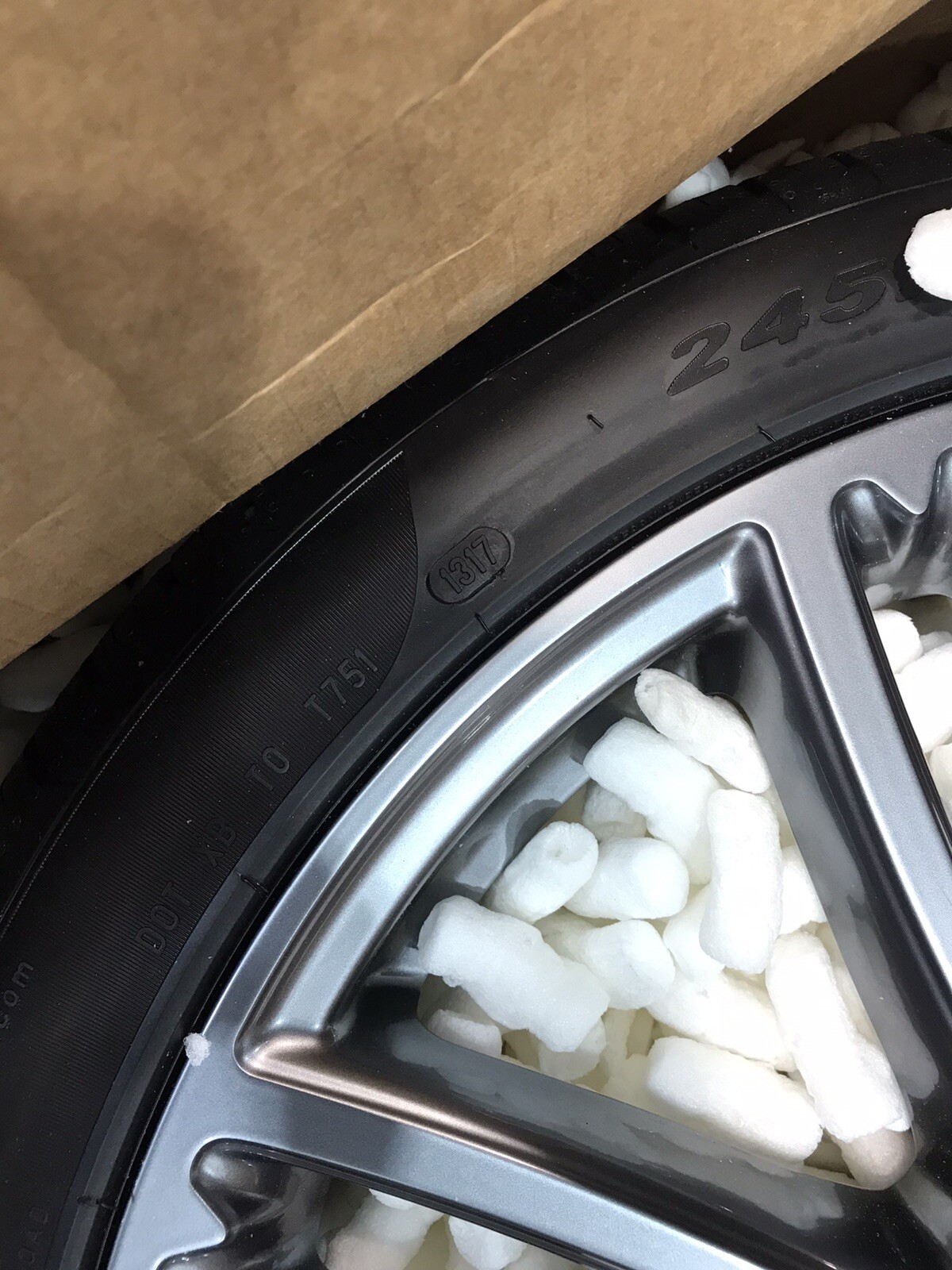 Maserati Quattroporte OEM 20" Wheel Set Of 4 With Tires.