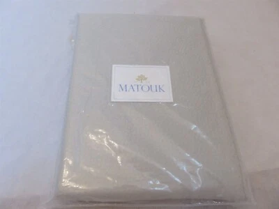 Matouk Eden full queen Matelasse coverlet silver - Image 1 of 4