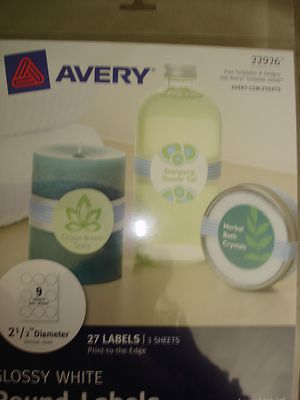 AVERY GLOSSY  WHITE ROUND LABELS 22926