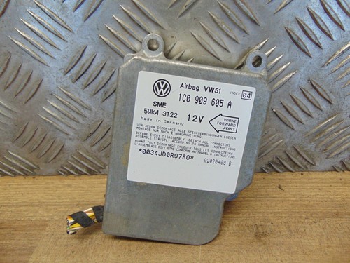 VW Golf 4 IV 1J 2002 Airbagsteuergerät Steuergerät Airbag 1C0909605A