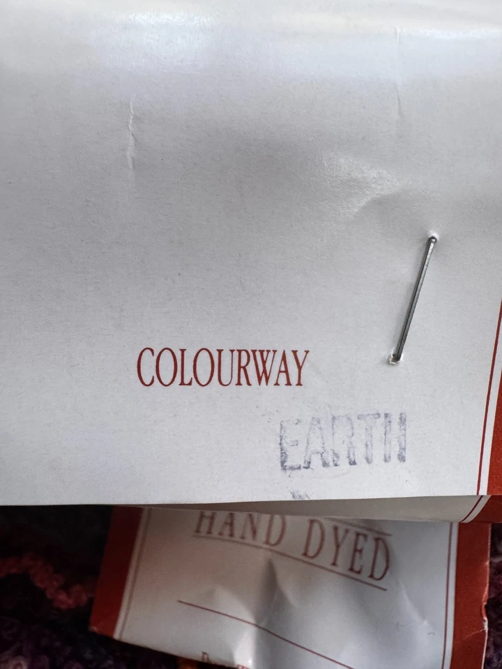 VTG COLINETTE HAND DYED WOOL BOUCLE YARN - 7 Hanks "Earth" 98yds ea NOS - Image 4 of 4