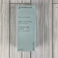 Herbalife Skin Activator Day Lotion SPF15 protector solar 1,7 oz/50 ml **NUEVO**