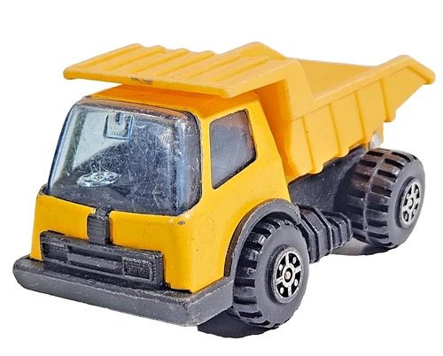 Tonka Small Yellow Color Die-Cast Model Plastic Dump Truck 1970s Model Unboxed.