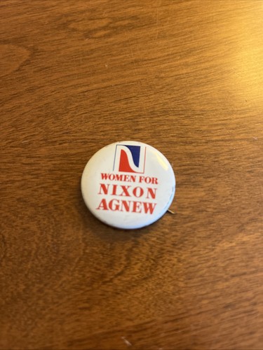 Women For Richard Nixon Pin Back Campaign Button Spiro Agnew President