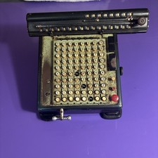 Monroe high speed adding calculator, missing 3 numbers. Powers On/parts Only