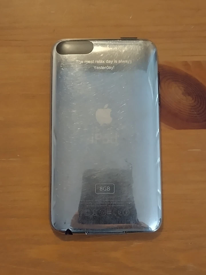 Apple iPad 1 · 64GB · Wi-Fi, photo 3 of 5