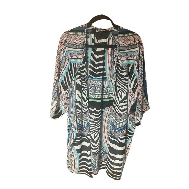 Express Geometric Patterned Sheer Short Sleeve Ki… - image 1