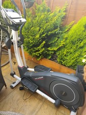 reebok titanium cross trainer