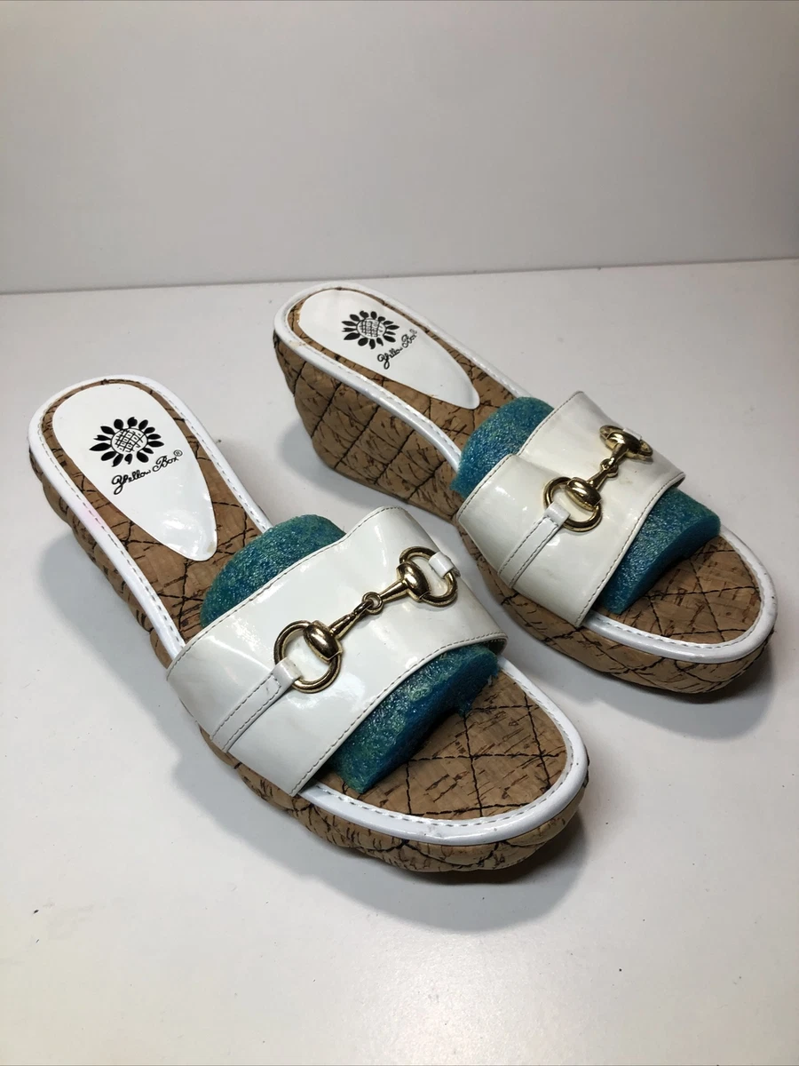 Yellow box shop bandos