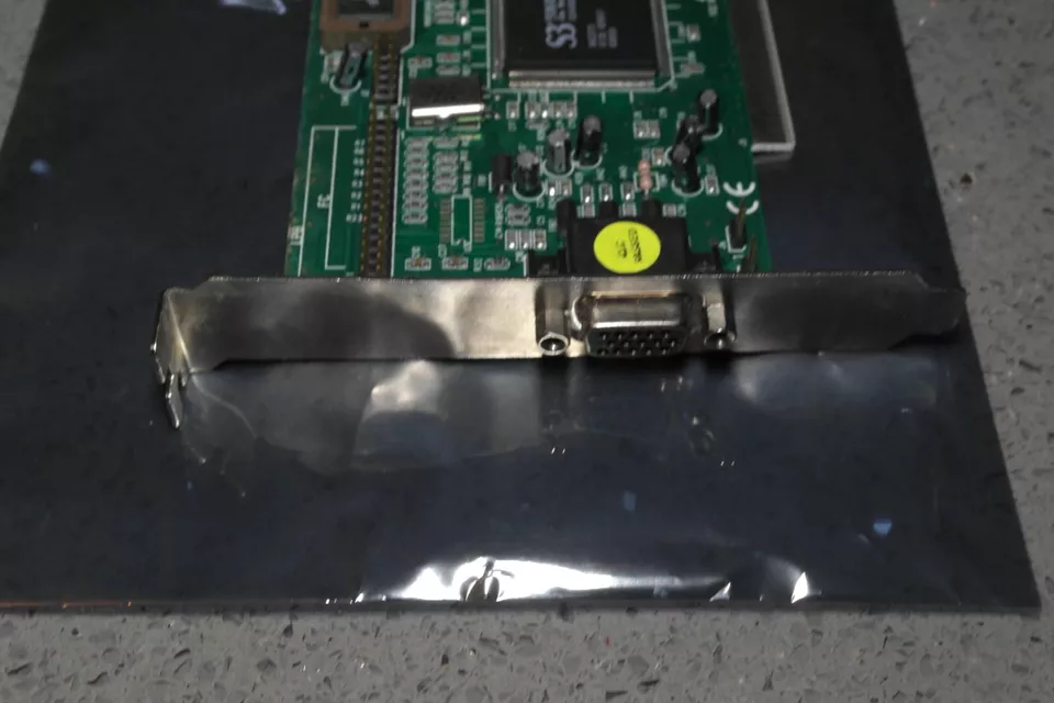 S3 Virge /DX On Board 86C375 VGA PCI Video Graphics Card 4 MB BF - Image 3 of 4