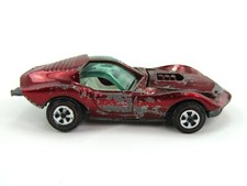 Vintage Johnny Lightning 1969 Red Custom Mako Shark Car Topper Toys Collectible