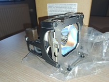 Projector lamp bulb replacements
