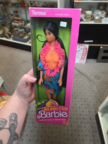 Vintage 1987 Mattel Island Fun Barbie Teresa Doll 4117