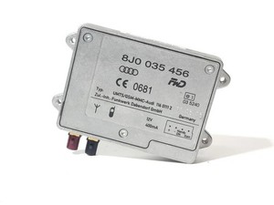 AUDI A4 8K2, B8 Antennenverstärker  8J0035456 2.70 Diesel 2009 34072599