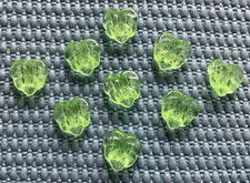 9 Matching Antique Vtg Green Glass Leaf Leaves Buttons Beads - 1/2” - Old Lot