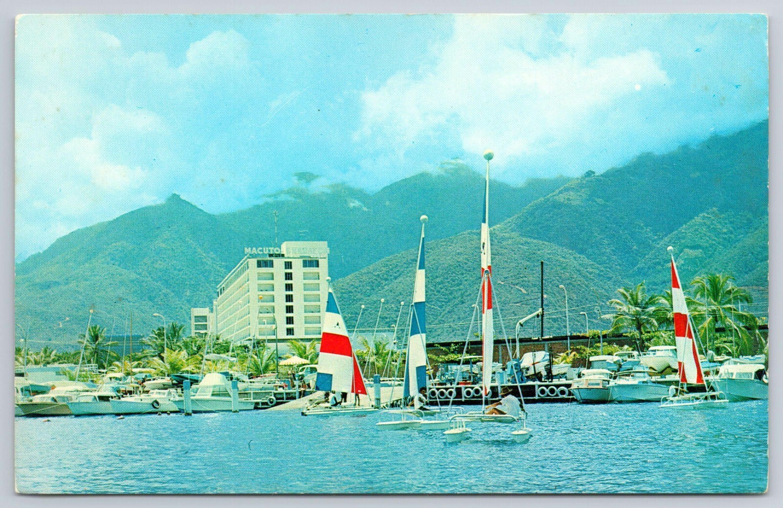 Postal continental de colección Hotel Macuto-Sheraton Puerto Yates Barcos Venezuela