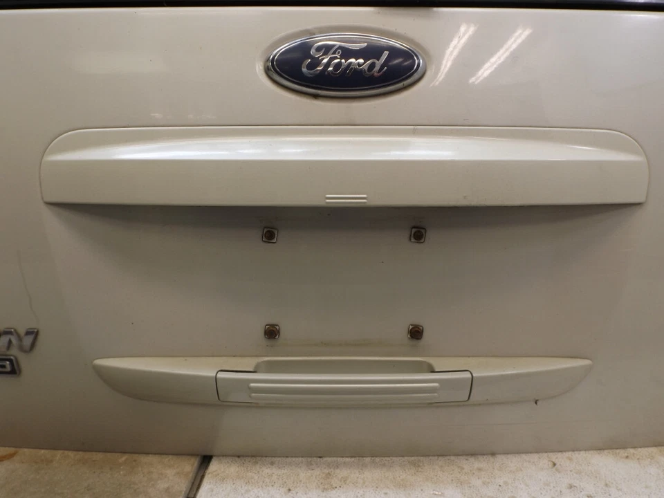 2003-2006 Ford Expedition Rear Trunk Liftgate Used OEM 6L1Z7840010B - Image 4 of 4