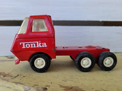 Vintage Tonka Red Toy Truck COE Pressed Steel 70's 5” Small Size Retro  Metal