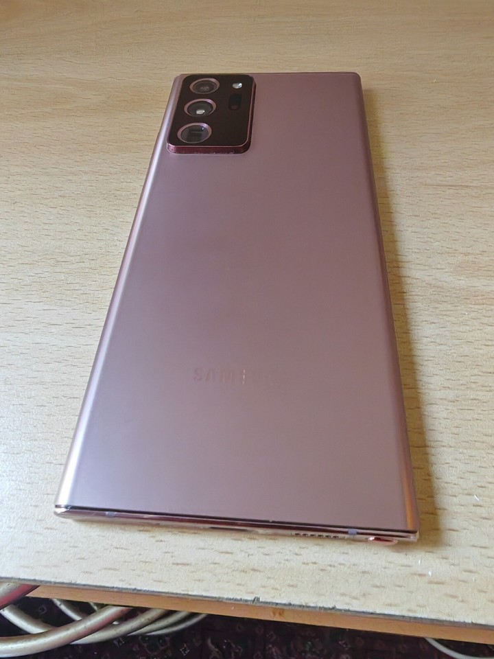 Samsung Galaxy Note20 Ultra 5G 256GB Mystic Bronze. Cracked Screen