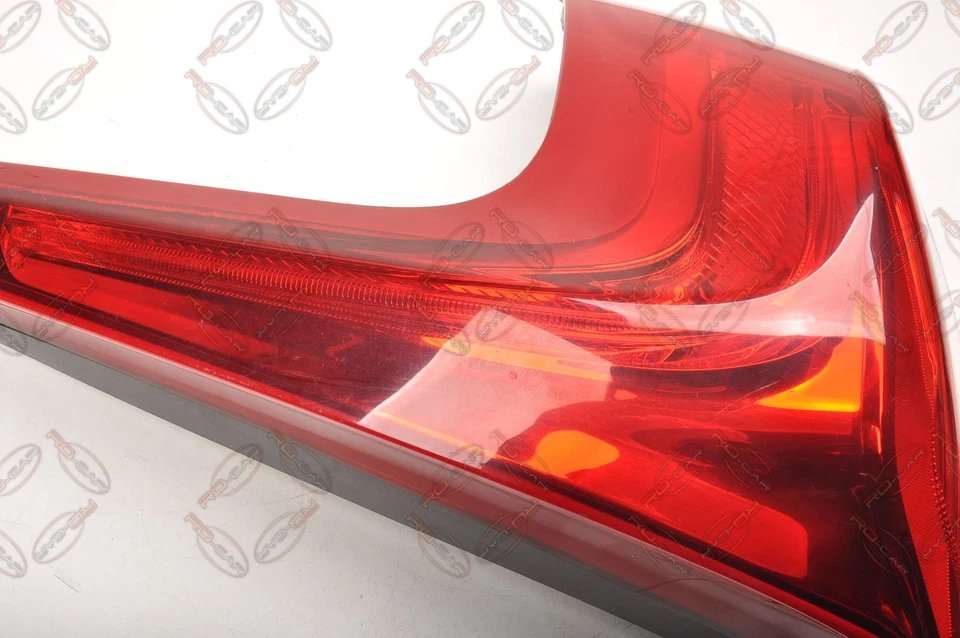 VOLVO V40 II Luz Trasera Derecho 31395845 - Imagen 3 de 4