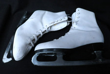 Vintage Orbit Ice Skates White Leather Figure Skates Made in Canada Size 10 2/3