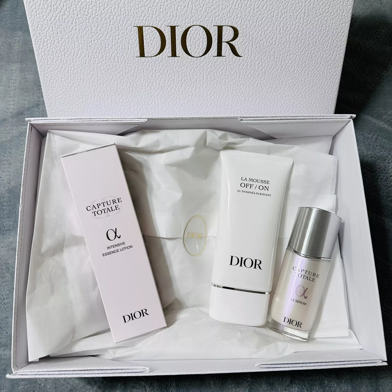 Pack de soins de la peau DIOR total neuf dans sa boîte 100 % authentique