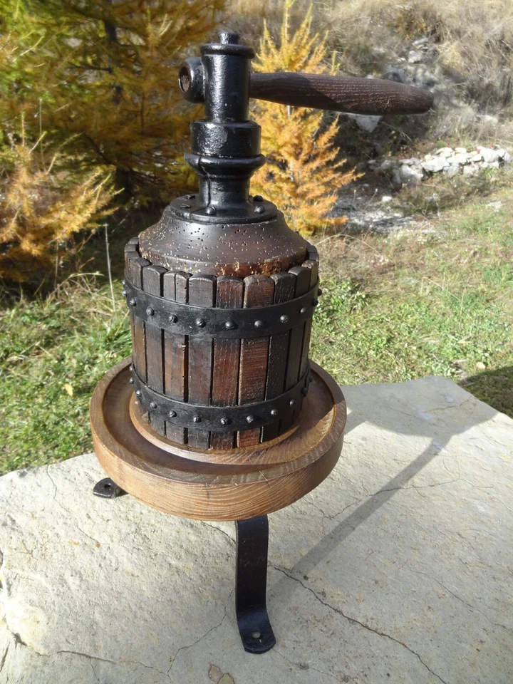 ancien pressoir à jus raisin de table art populaire - Photo 4/4