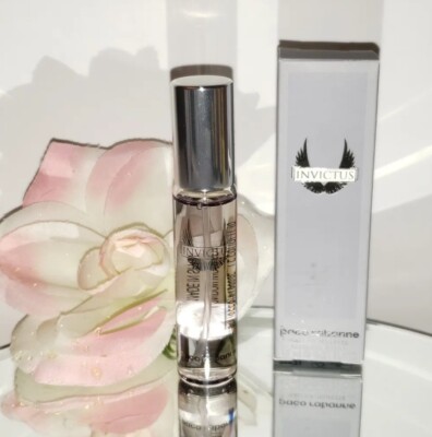Paco Rabanne Invictus Eau de Toilette 0.51 Fl Oz 15 mL Travel Spray New in Box