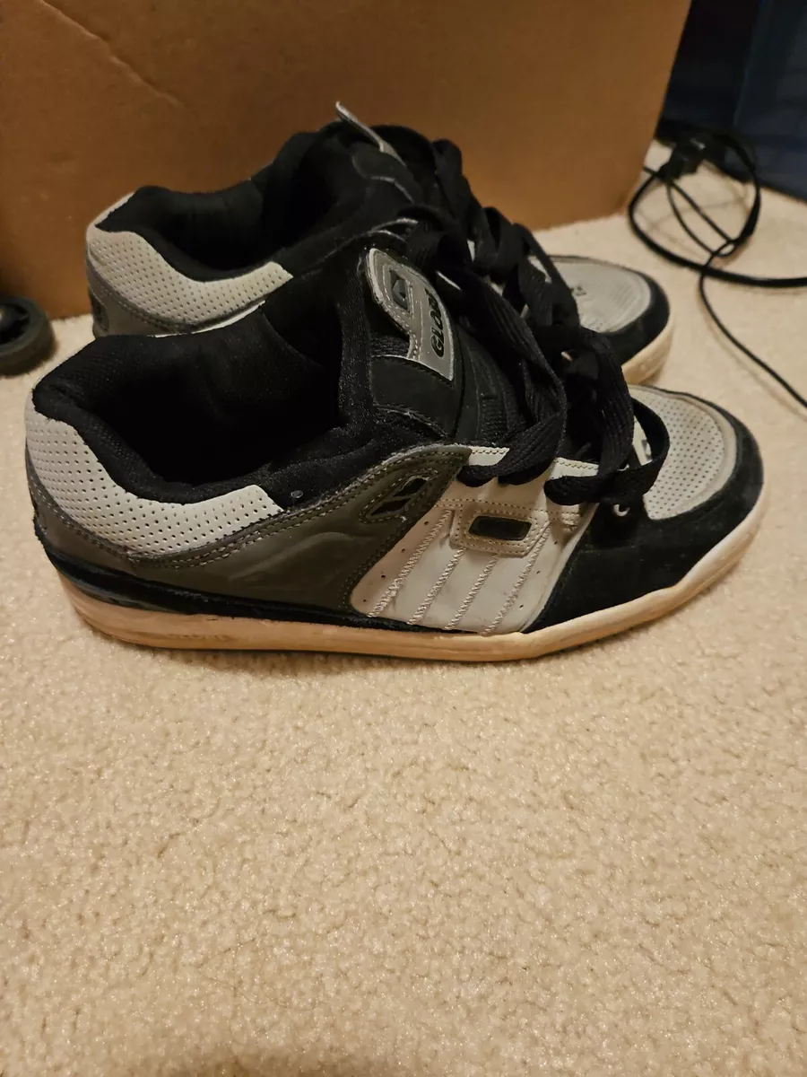 Globe shoes sales near me