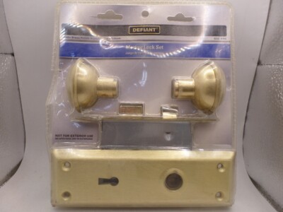 DEFIANT 632599 INTERIOR MORTISE LOCK SET SATIN BRASS FINISH KNOBS WITH KEYS NEW
