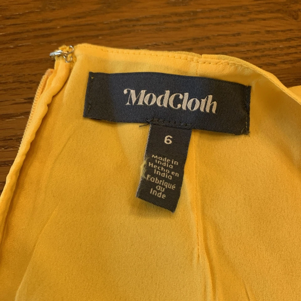 NEW ModCloth How Sweet It Is Daisy Shift Dress Butter Yellow 60s 70s Retro Sz 6 - Image 4 of 4