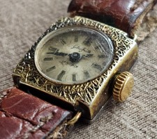 GUB GLASHÜTTE 17 RUBIS STOSSGESICHERT 876332 Vergoldet Damen Armbanduhr Vintage