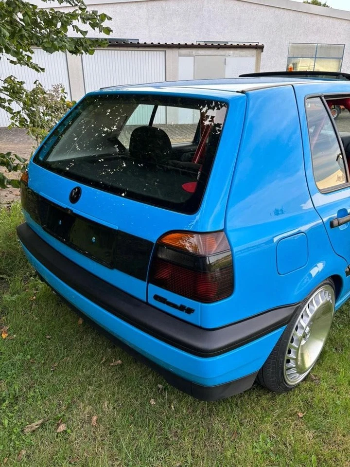 LUNETA TRASERA VW GOLF 3 SIN CABLES CALEFACTORES EN VERDE, GTI, VR6 - Imagen 2 de 4