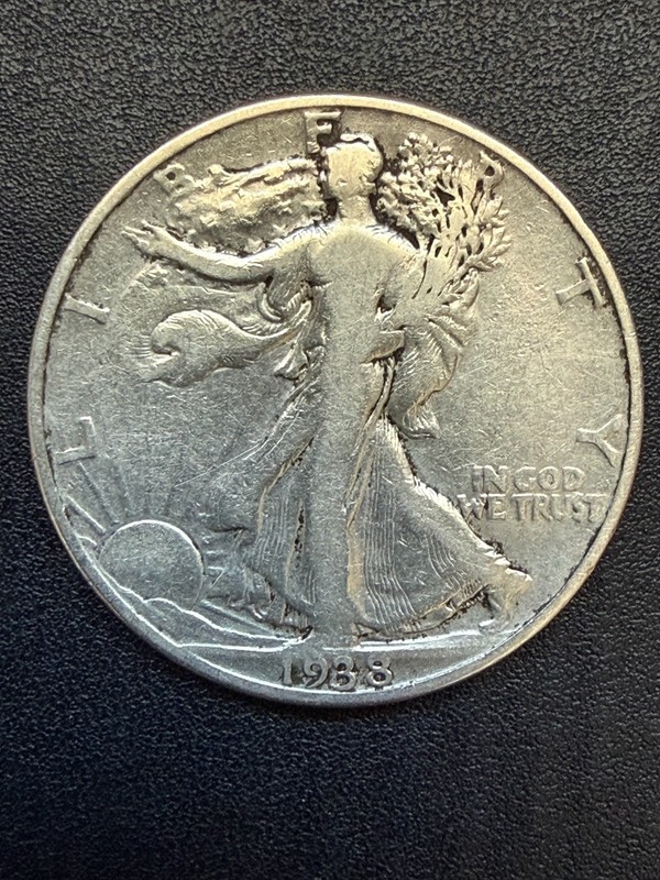 1938-D  Denver  Mint Silver Liberty Walking Half Dollar  lot # 2212.