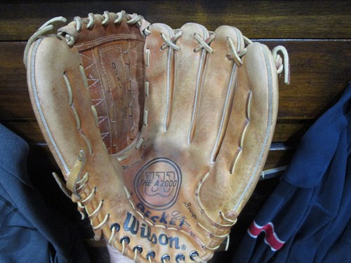 Vintage Wilson A-2000 XL Baseball Softball Glove Made In Japan