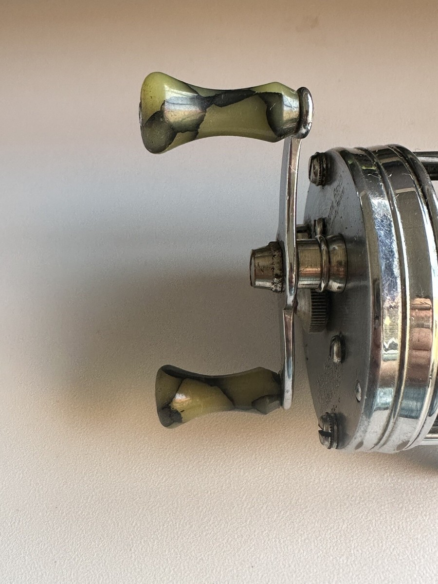 リール South Bend No.550 Model G Vintage South Bend No. 550 Anti Backlash Fishing Reel Mint