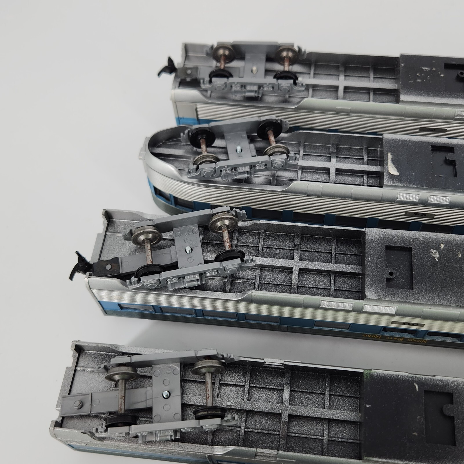 HO Athearn Bluebox Nickle Plate Road Passenger Car Lot of 5 Custom